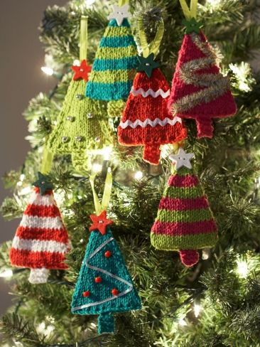 Free knitting pattern for Christmas Tree shaped ornaments and more holiday decoration knitting patterns
