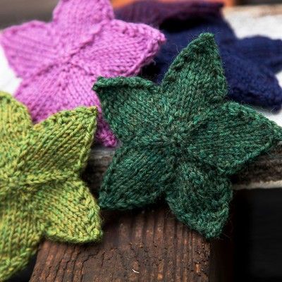 Free knitting pattern for Stars and more holiday decoration knitting patterns