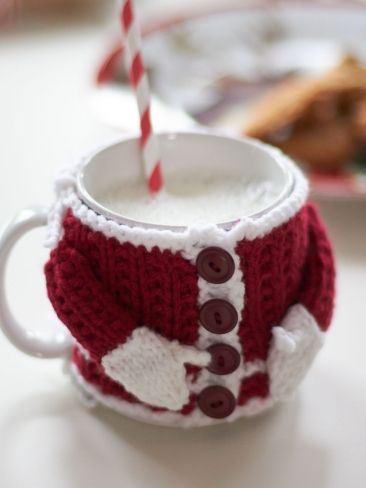 Santa's Mug Cozy Free Knitting Pattern and more cosy knitting patterns
