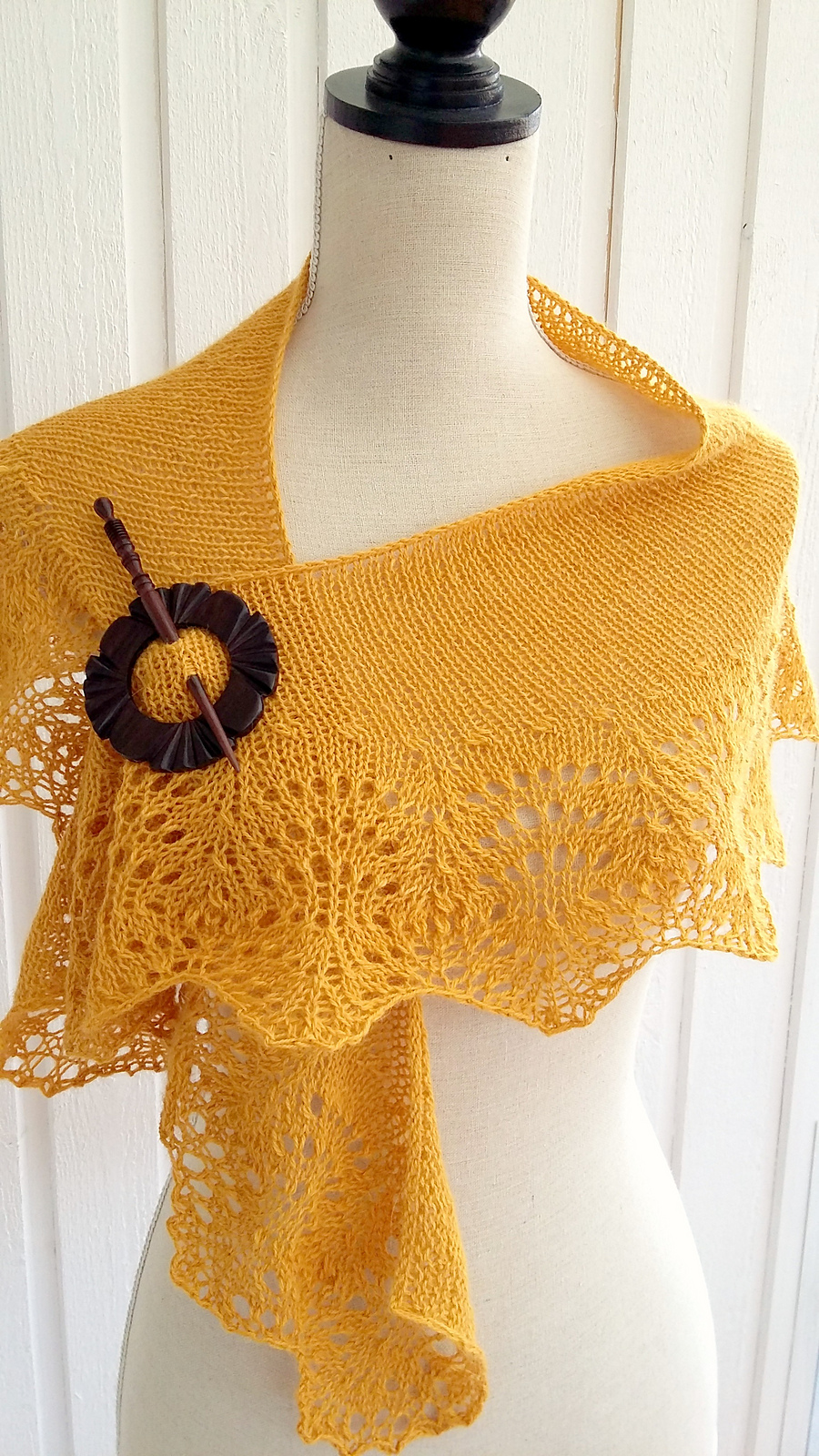 Decorative Edge Shawl and Scarf Knitting Patterns | In the ...