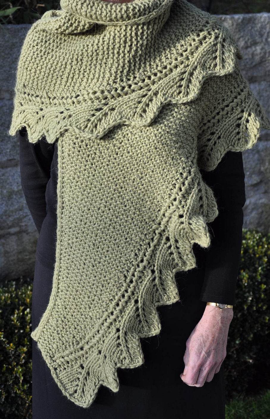Shawls for Bulky Yarn Knitting Patterns | In the Loop Knitting