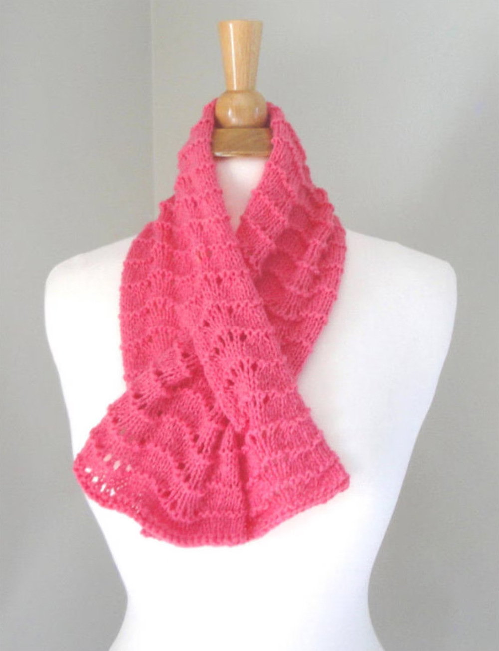 Merlina Keyhole Scarf Knitting Pattern