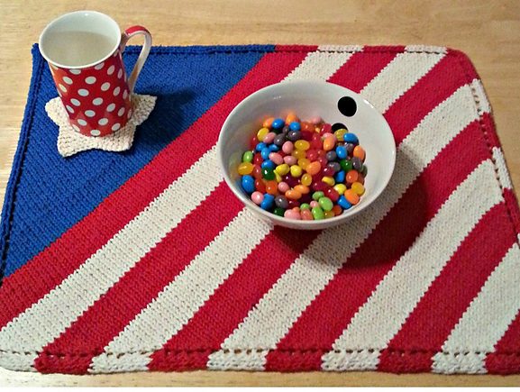 Free knitting pattern for Patriotic Placemat