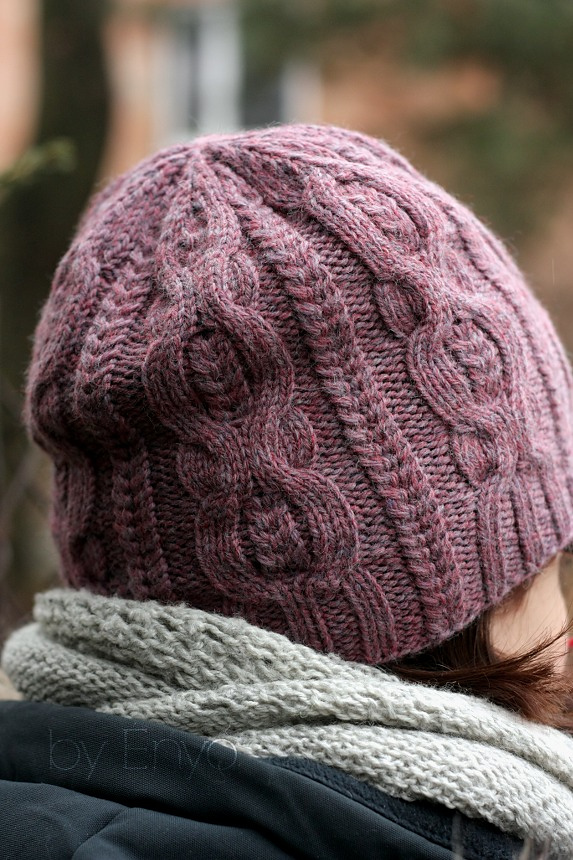 Cable knit bobble hat hot sale pattern