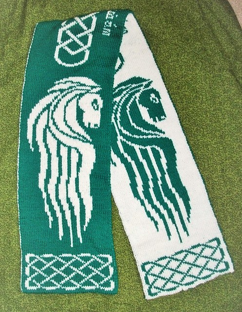 Free knitting pattern for Rohan Banner Scarf