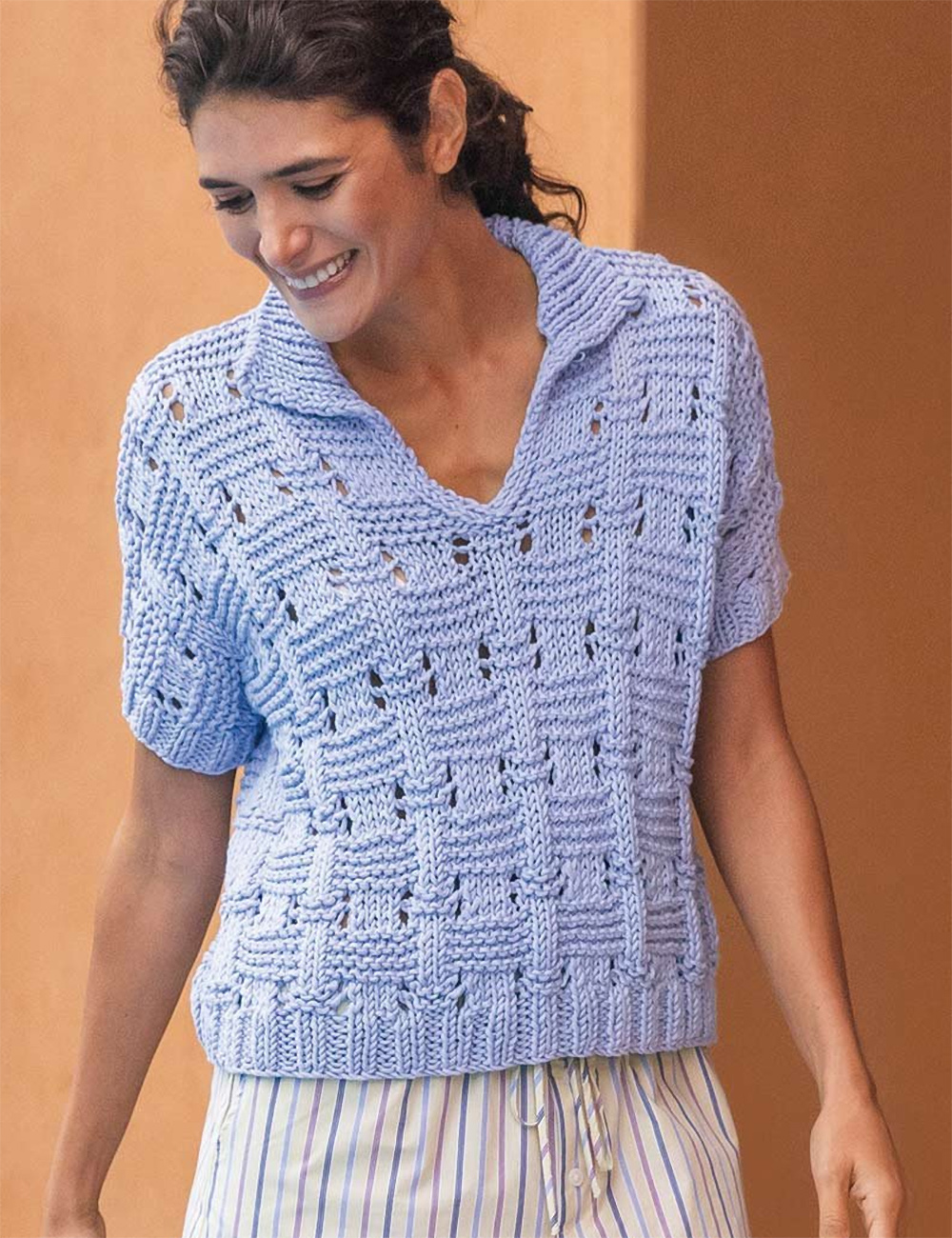 Free Knitting Pattern Women’s Short-sleeved Sweater