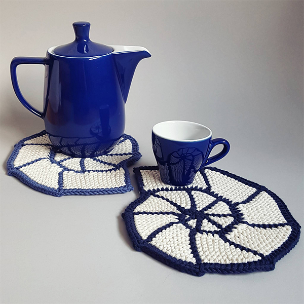 Free Knitting Pattern for Ammonite Potholders / Trivets / Coasters