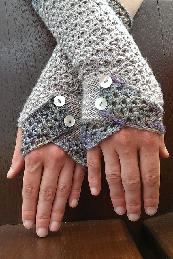 Knitting Pattern for Aotearoa Mitts