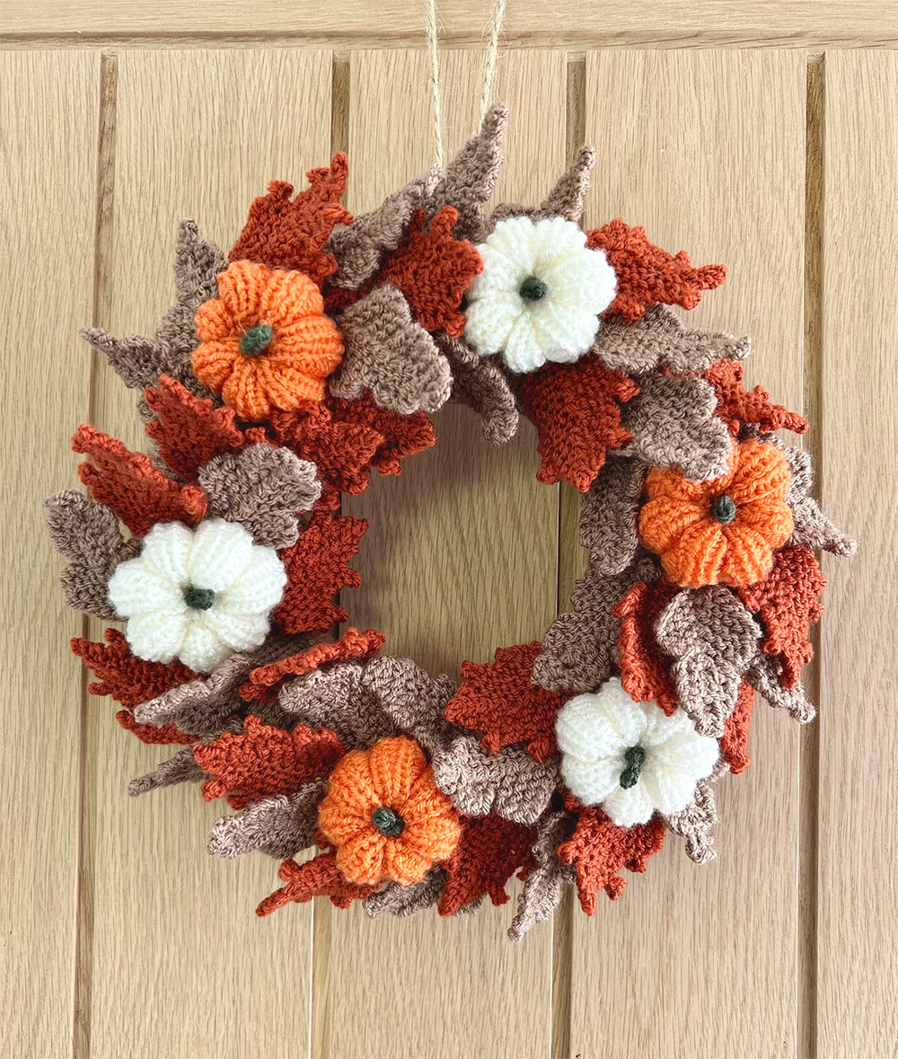 Knitting Pattern for Autumnal Pumpkin Squash Wreath