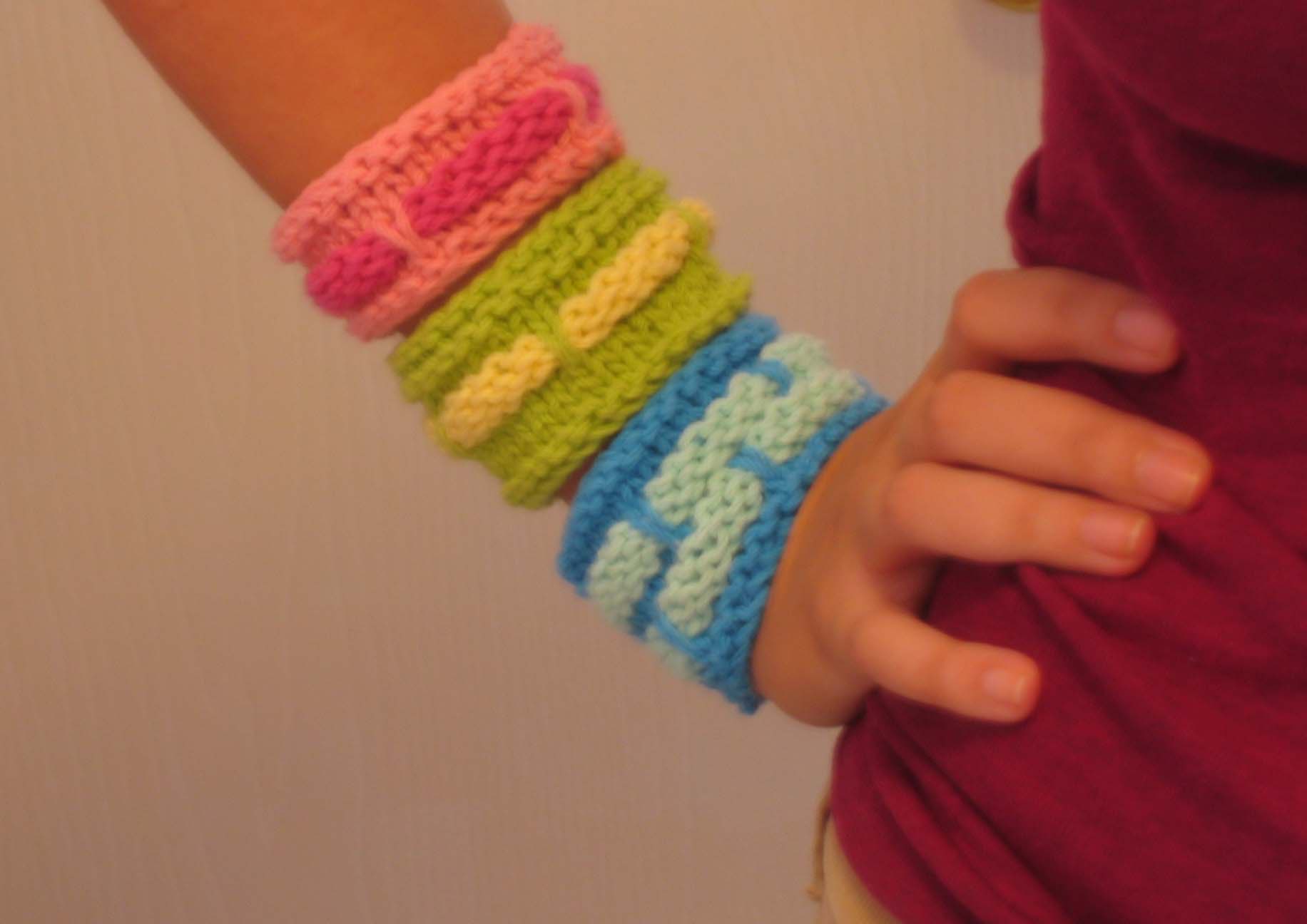 Band Cuffs Free Knitting Pattern | Jewelry Knitting Patterns, many free patterns, at http://intheloopknitting.com/jewelry-knitting-patterns/