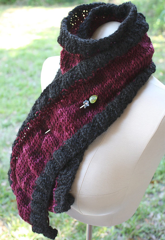 Free Knitting Pattern for Betty & Veronica Scarf