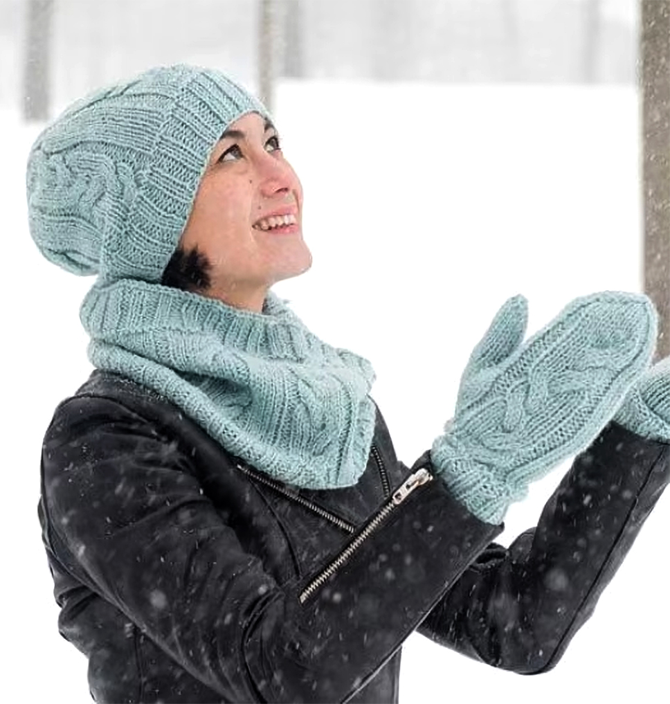 Bilberry Hat, Mittens and Cowl Set Knitting Patterns