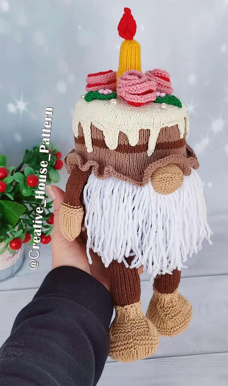 Birthday Gnome Cake Knitting Pattern