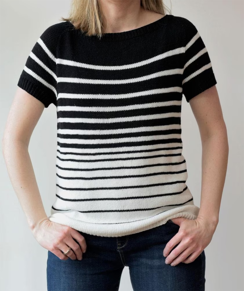 Black and White Tee Top Knitting Pattern