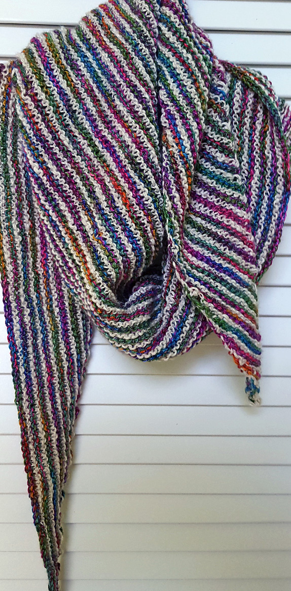 Free knitting pattern for Boomerang Shawl