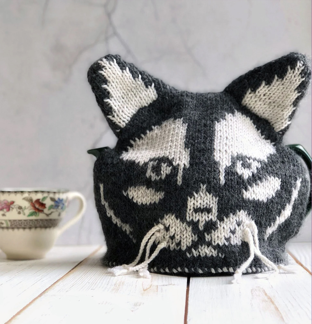Cat Tea Cosy Knitting Pattern
