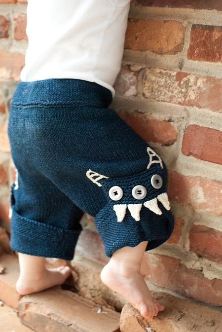 Free knitting pattern for Chompers baby pants