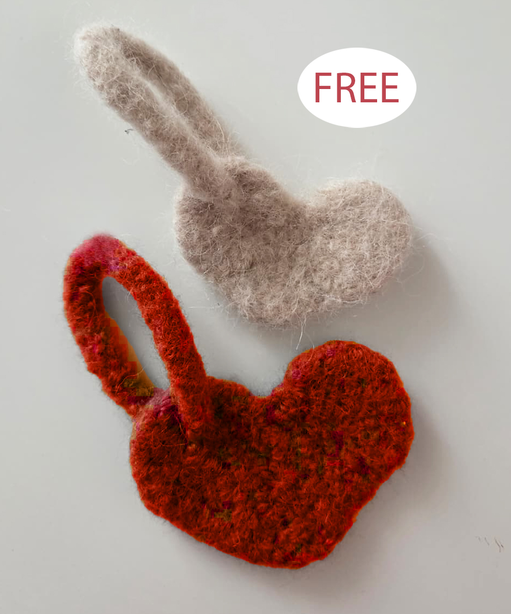 Free Cuoricino Charm Knitting Pattern