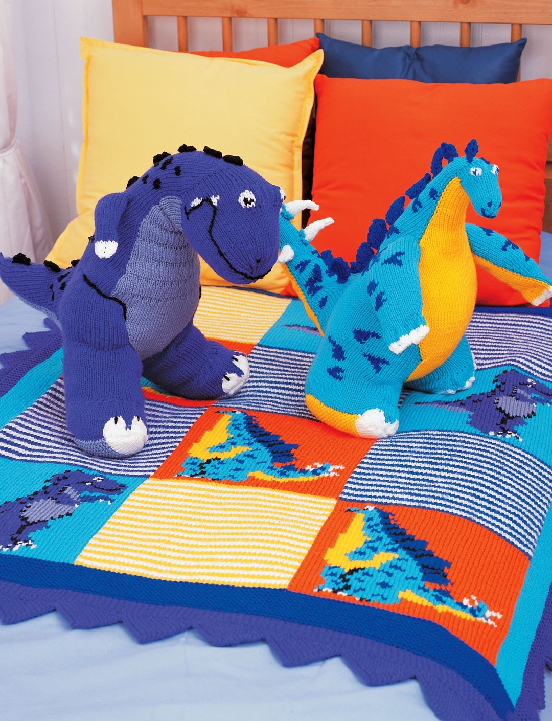 Free knitting patterns for Tyrannosaurus, Stegosaurus and Dinosaur Blanket