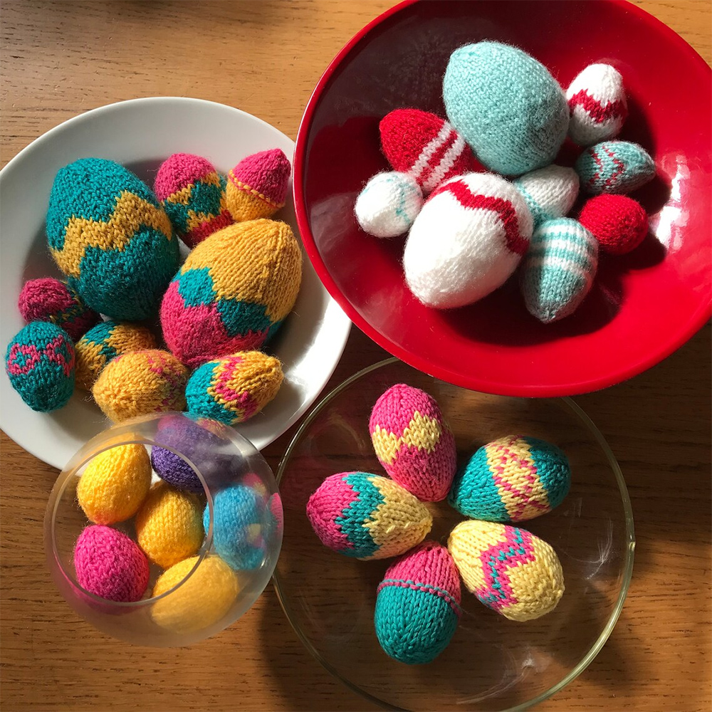 Easter Eggs Knitting Pattern