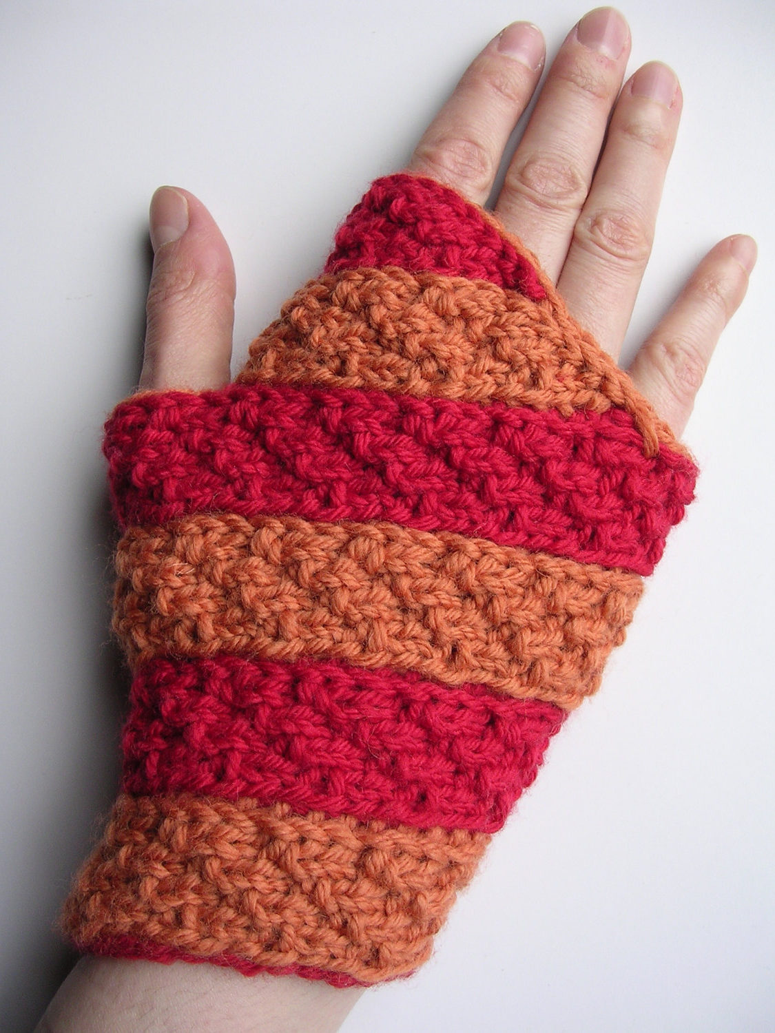 Knitting Pattern for Easy Twister Mitts