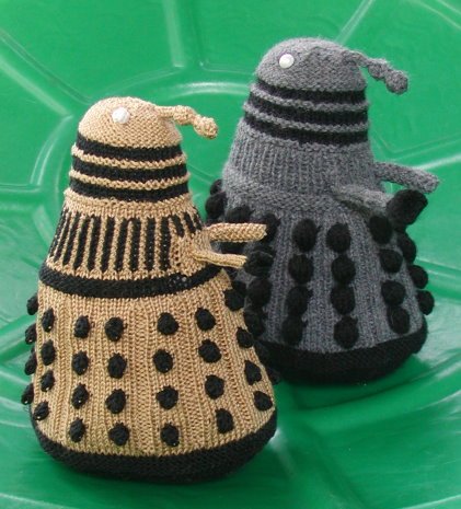 Free knitting pattern for Dalek Toy about 8 inches tall