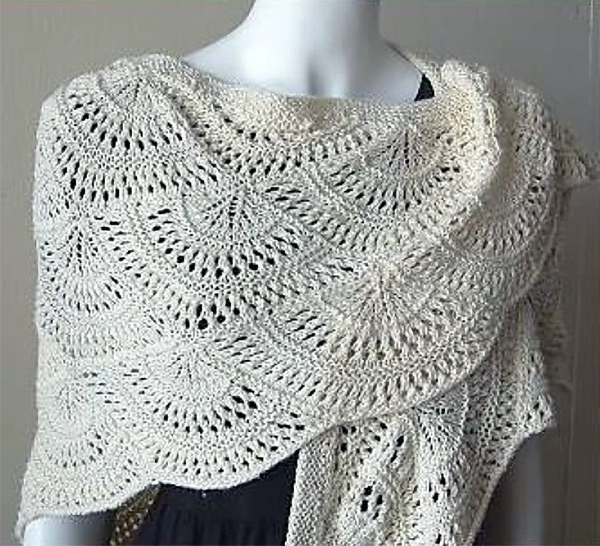 Panda Silk DK Fan Shawl Free Knitting Pattern | 12 Free Shawl Knitting Patterns at www.terrymatz.biz/intheloop