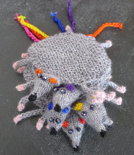 Free knitting pattern for Flat Rat coaster