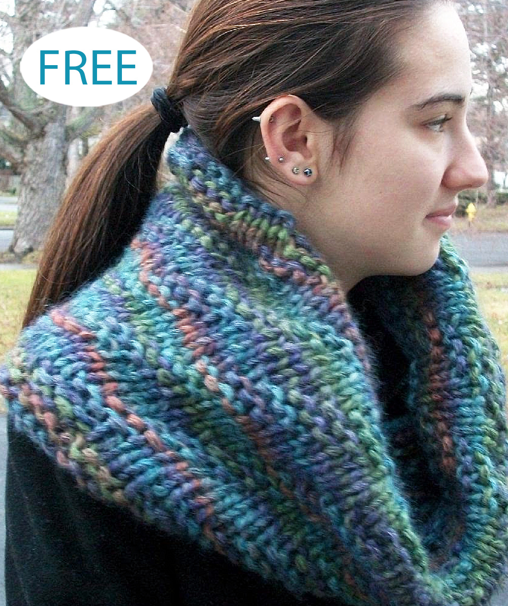 Free Garter Swirl Snood Knitting Pattern