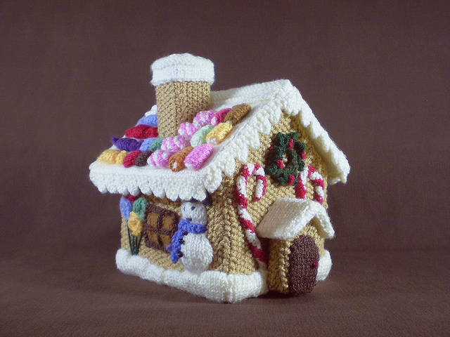 Free knitting pattern for Gingerbread House by Frankie Brown and more Christmas decorations knitting patterns