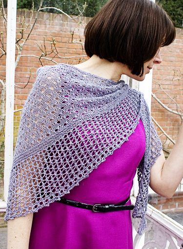 Free knitting pattern for Glitz at the Ritz Shawl for one skein of sock yarn