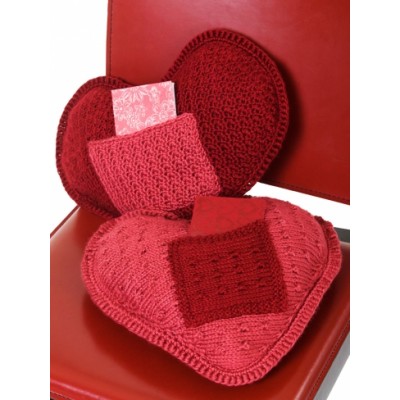 I Love U Pillow heart with pocket free knitting pattern.