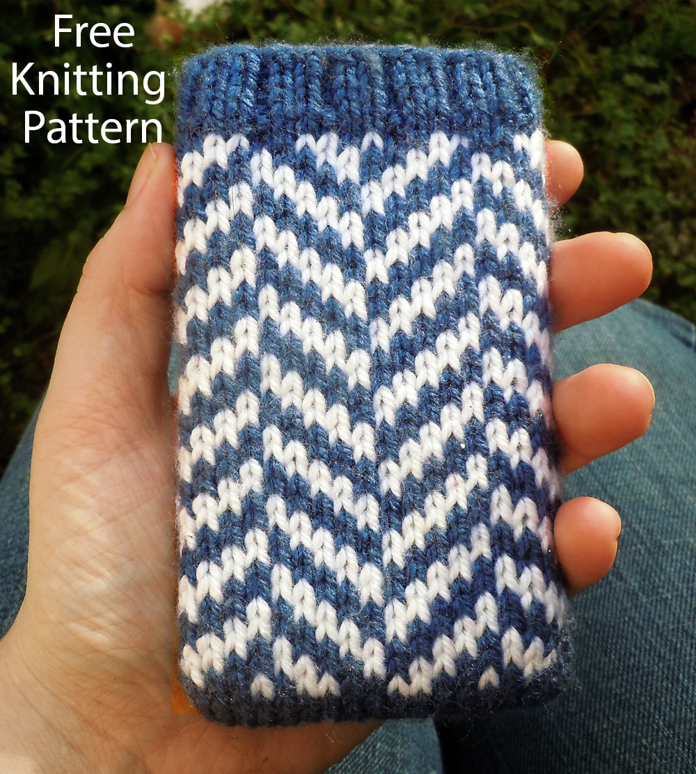 Free Herringbone Phone Cosy Knitting Pattern