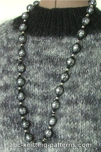 I-Cord Necklace Free Knitting Pattern | Jewelry Knitting Patterns, many free patterns, at http://intheloopknitting.com/jewelry-knitting-patterns/