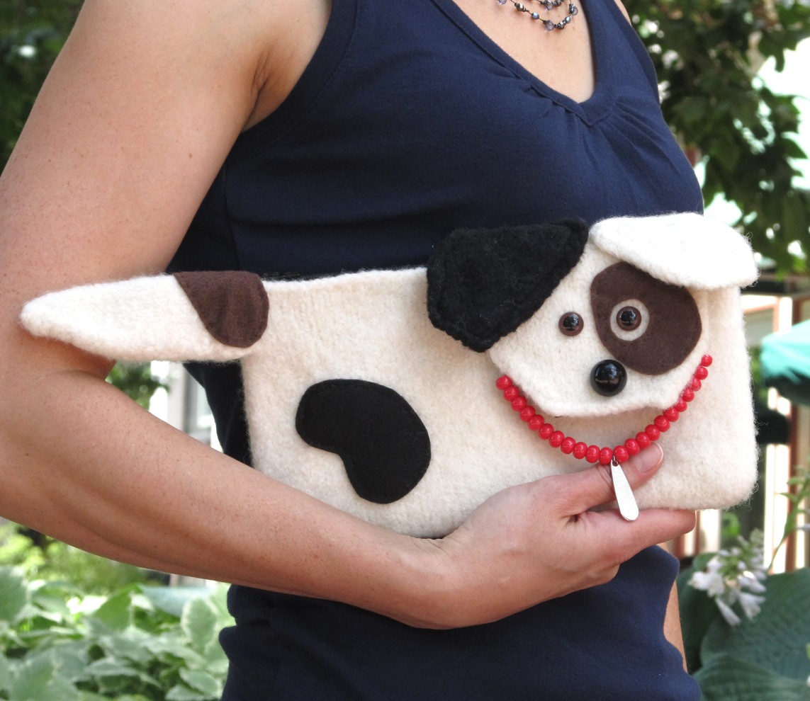 Free knitting pattern for Jack Russell Clutch dog purse knitting pattern and more dog knitting patterns