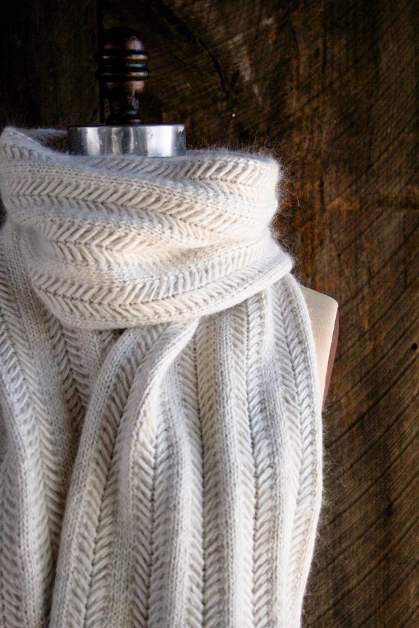 Free knitting pattern for Jasmine Scarf and more chevron stitch knitting patterns