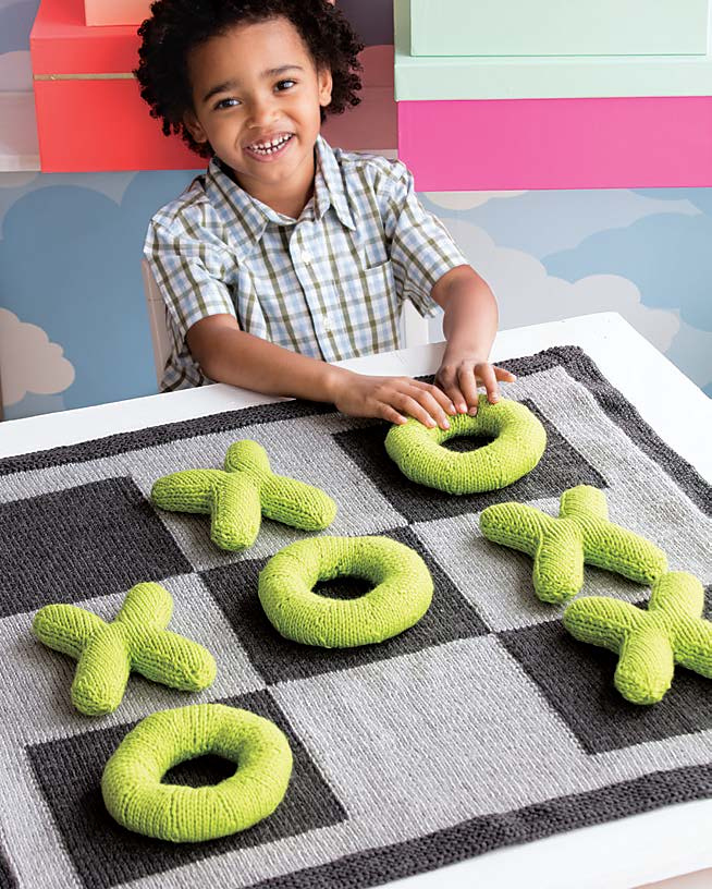 Knitting Pattern for Jumbo Tic-Tac-Toe