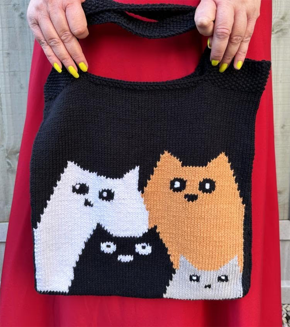 Kitty Cat Tote Knitting Pattern