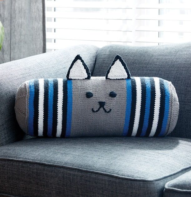 Free Knitting Pattern for Kitty Bolster Pillow