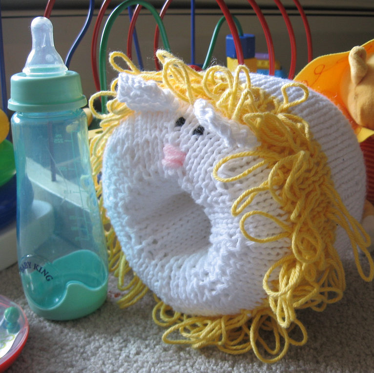 Free Knitting Pattern for Lion Baby Bottle Warmer / Cozy