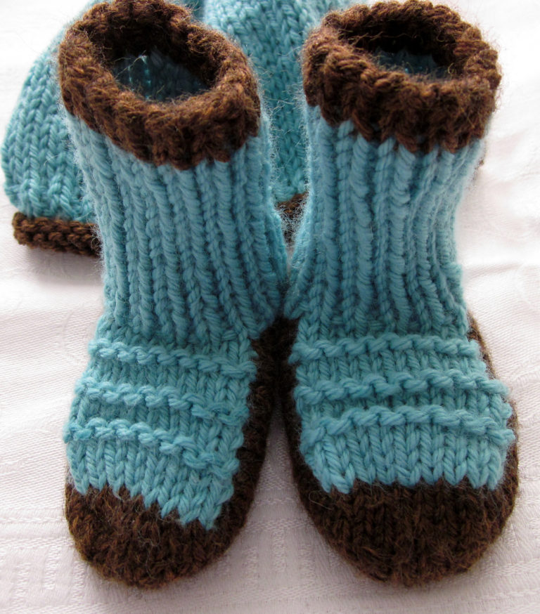 Free Knitting Pattern for Magic Loop Baby Booties