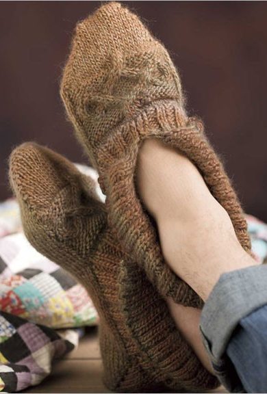 Knitting Pattern for Easy Manitoba Slippers