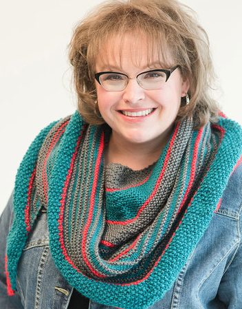 Free knitting pattern for easy Garter Stitch Shawl from Marly Bird