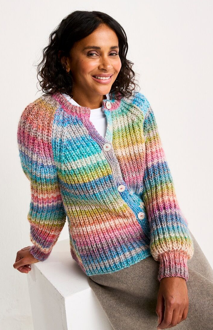 Knitting pattern for  Metamorphic Cardigan