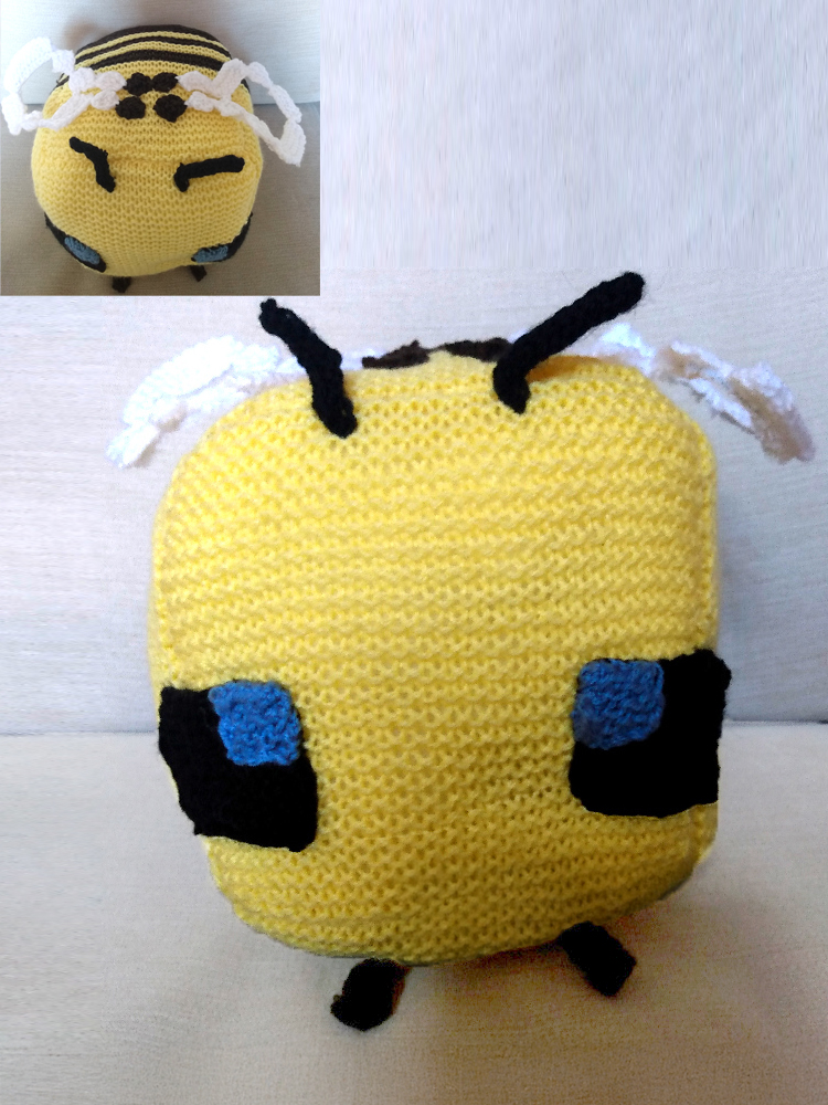 Free knitting pattern MineCraft Bee