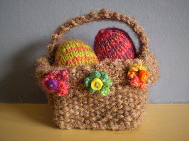 Mini Eggs in Basket Free Knitting Pattern | Free Quick Easter Knitting Patterns at http://intheloopknitting.com/free-quick-easter-knitting-patterns