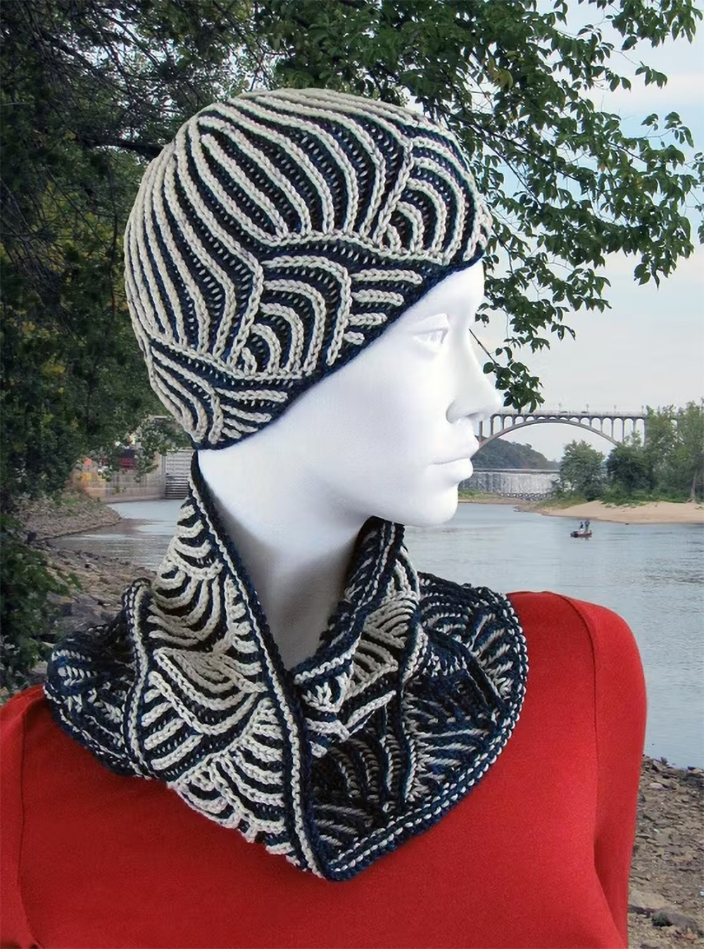 Mirror Mirror Hat and Cowl Brioche Knitting Pattern