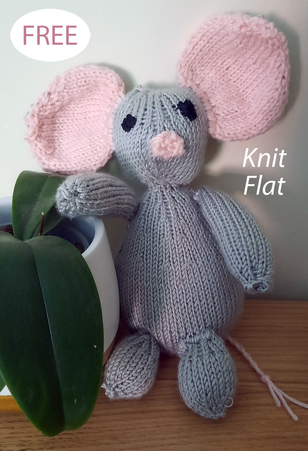 Monty Mouse Knitting Pattern