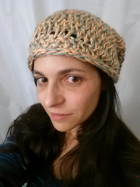 Free knitting pattern for No Needles Slouchy Hat and weekend knitting patterns