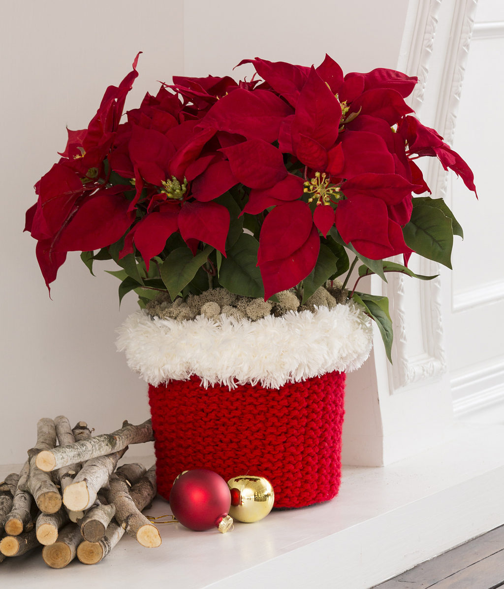 Free Knitting Pattern for North Pole Pot Cozy